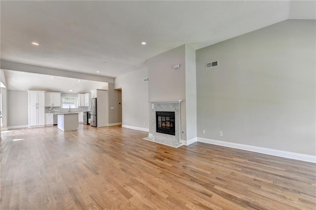 10525 Willow Meadow Circle Property Photo 5