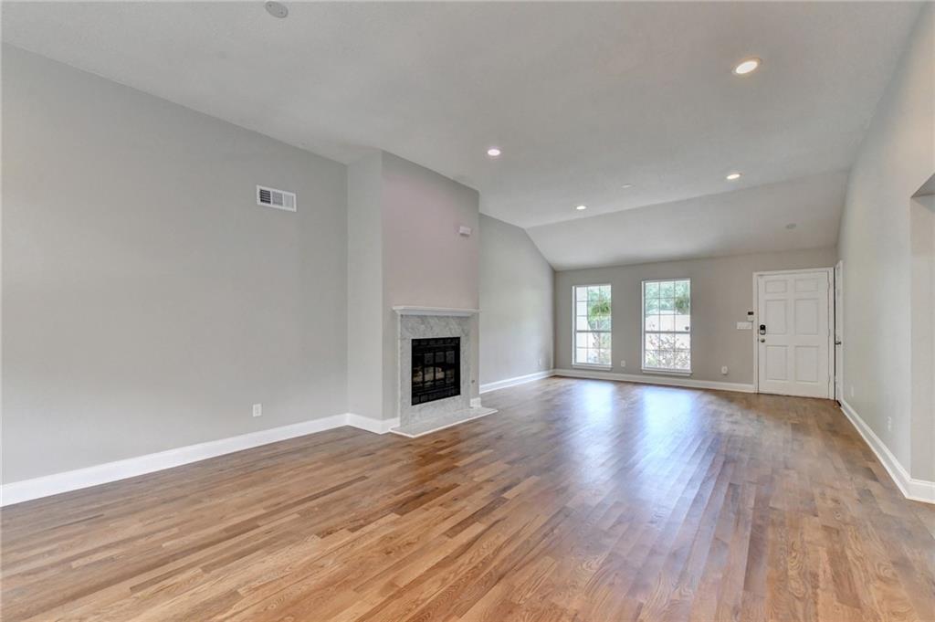 10525 Willow Meadow Circle Property Photo 8