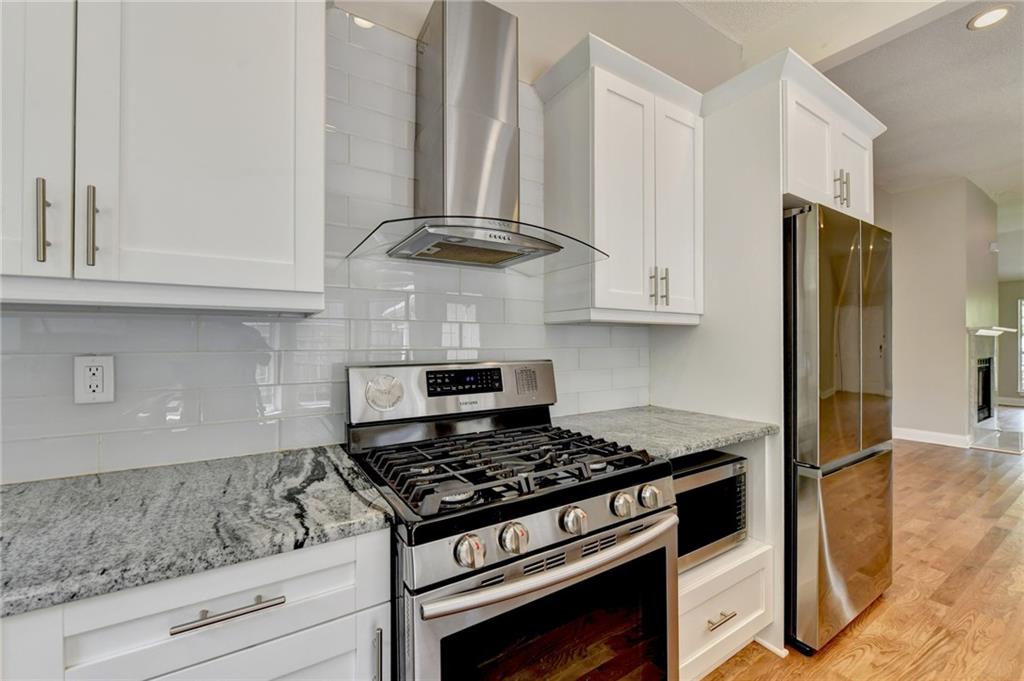 10525 Willow Meadow Circle Property Photo 12