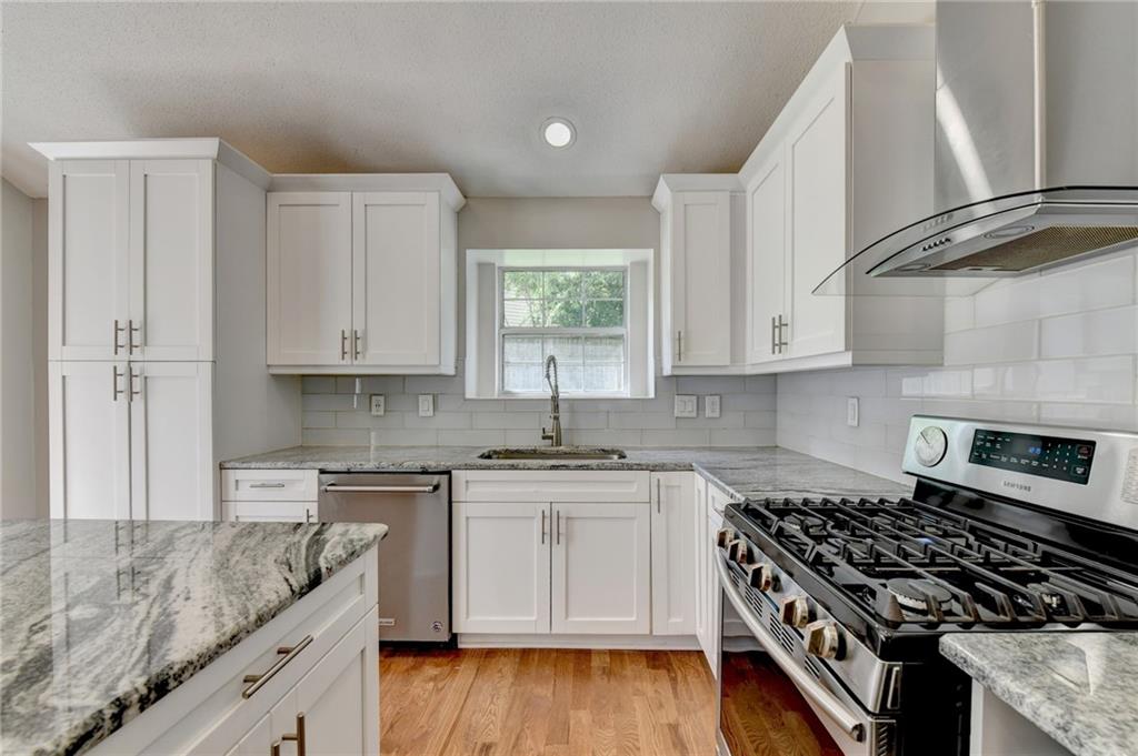 10525 Willow Meadow Circle Property Photo 13
