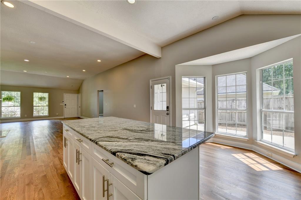 10525 Willow Meadow Circle Property Photo 14