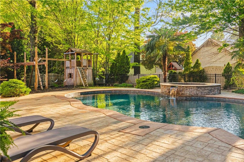 1686 Montcliff Court Property Photo 85