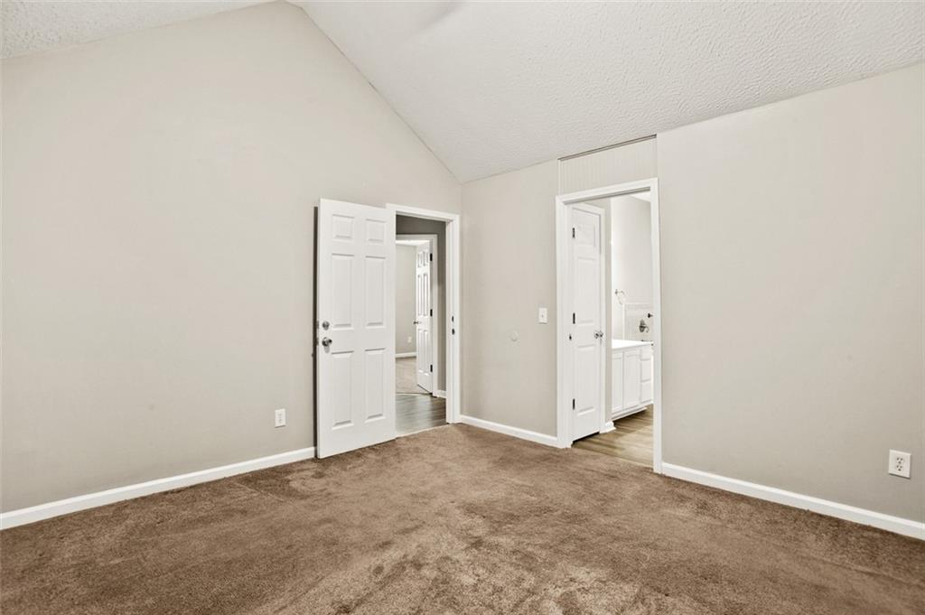 304 Ridge Hill Circle Property Photo 22