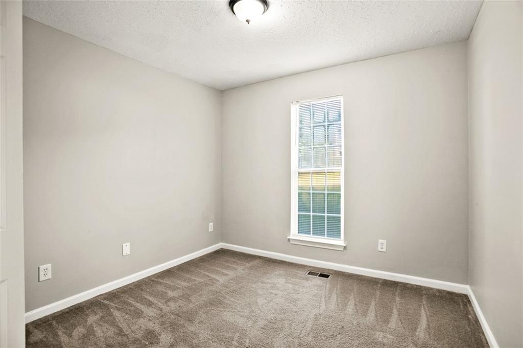 304 Ridge Hill Circle Property Photo 27