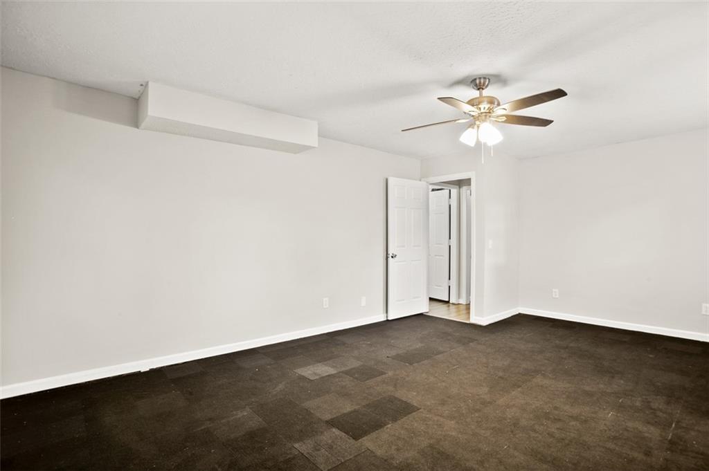 304 Ridge Hill Circle Property Photo 39