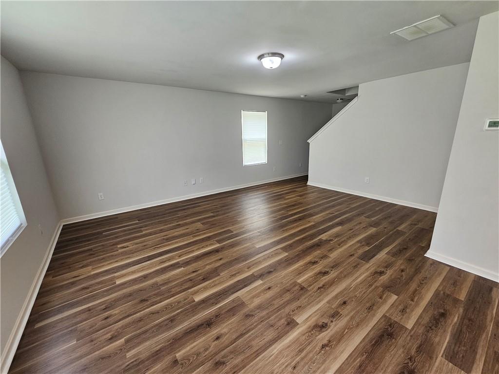 316 Freeman Circle Property Photo 3