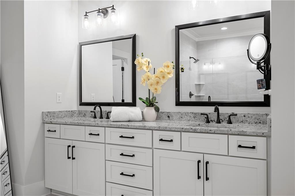 2128 Stonegate Way Property Photo 39