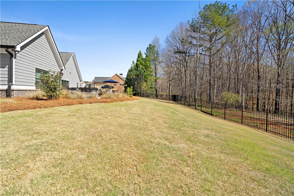 2128 Stonegate Way Property Photo 64