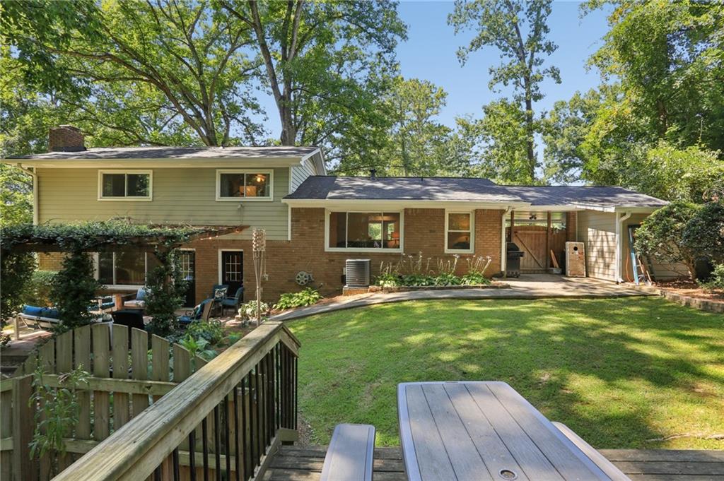 4357 Bishop Hollow Court Property Photo 4