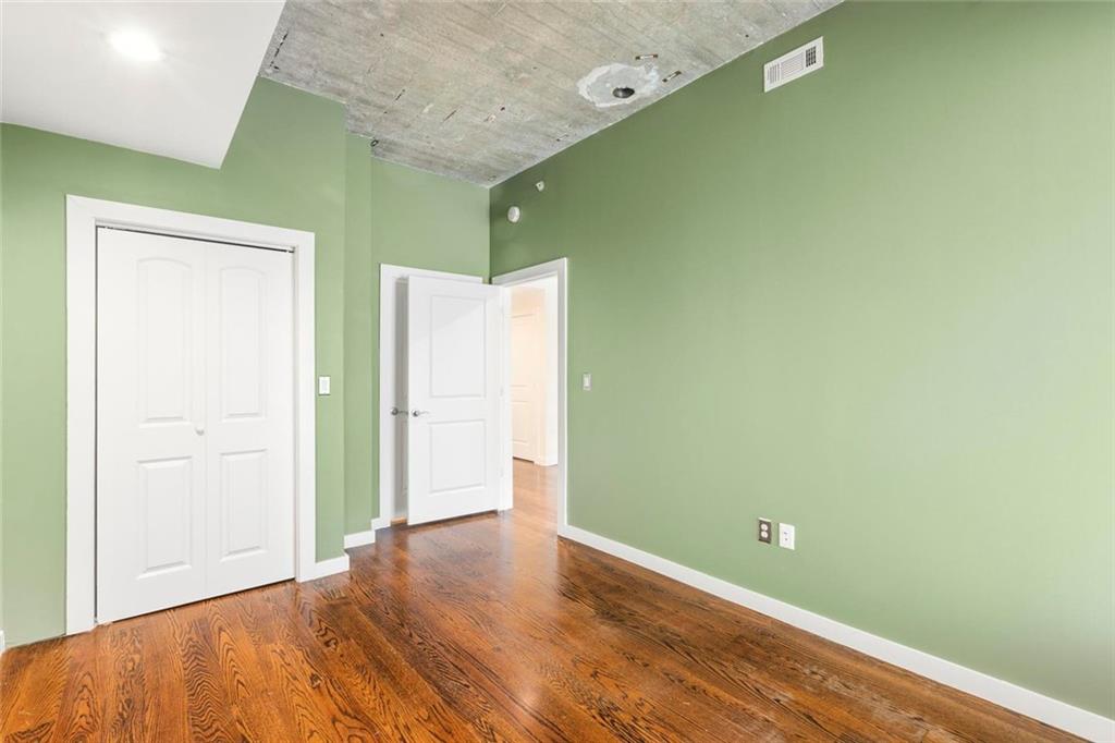 890 Memorial Drive Se Unit 207 Property Photo 14