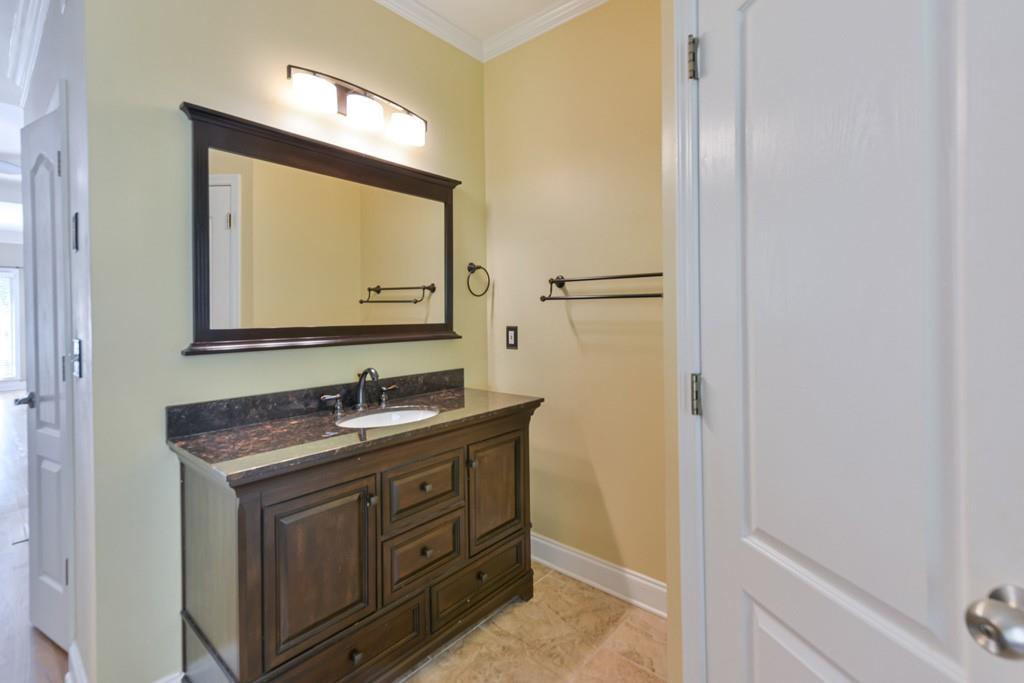 3243 Summer Stream Lane Property Photo 24