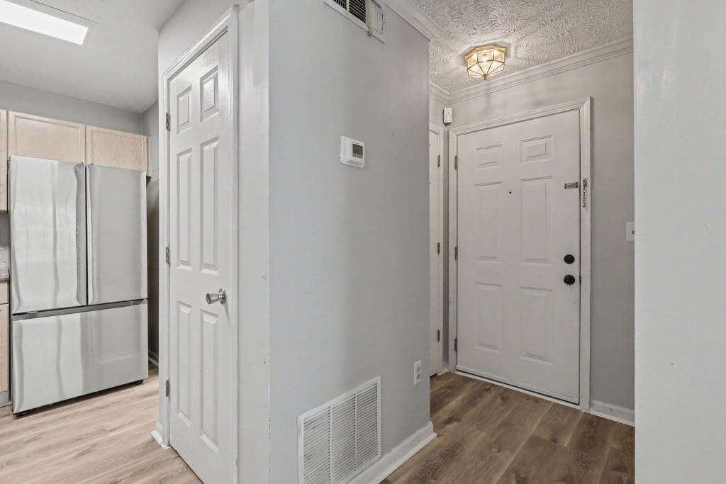 121 Bentley Place Property Photo 10