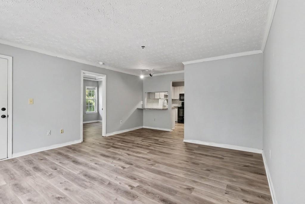 121 Bentley Place Property Photo 13