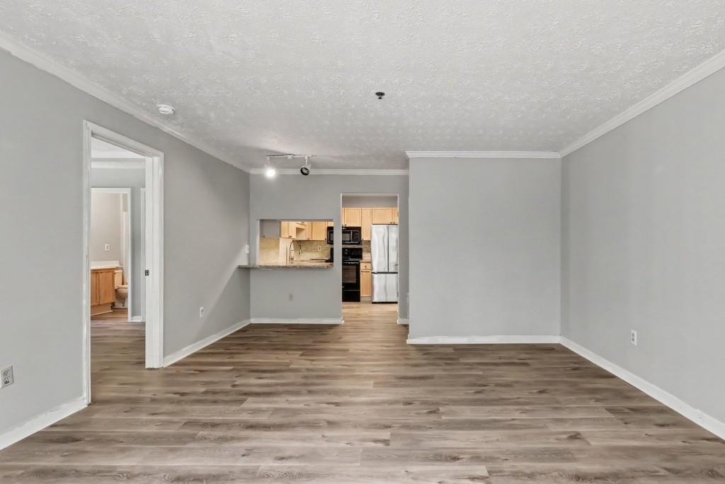 121 Bentley Place Property Photo 14