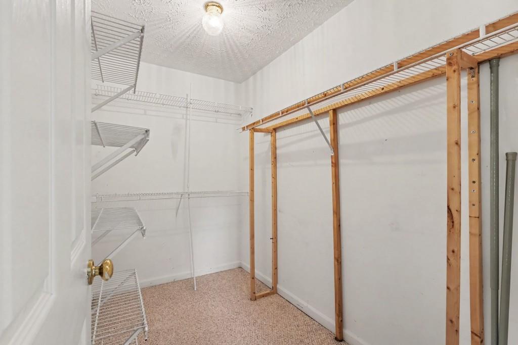 121 Bentley Place Property Photo 25