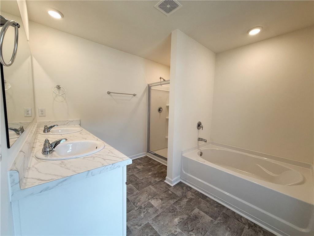 174 Woodbrook Trl Property Photo 28