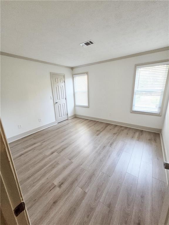 7791 Chase Woods Drive Property Photo 10