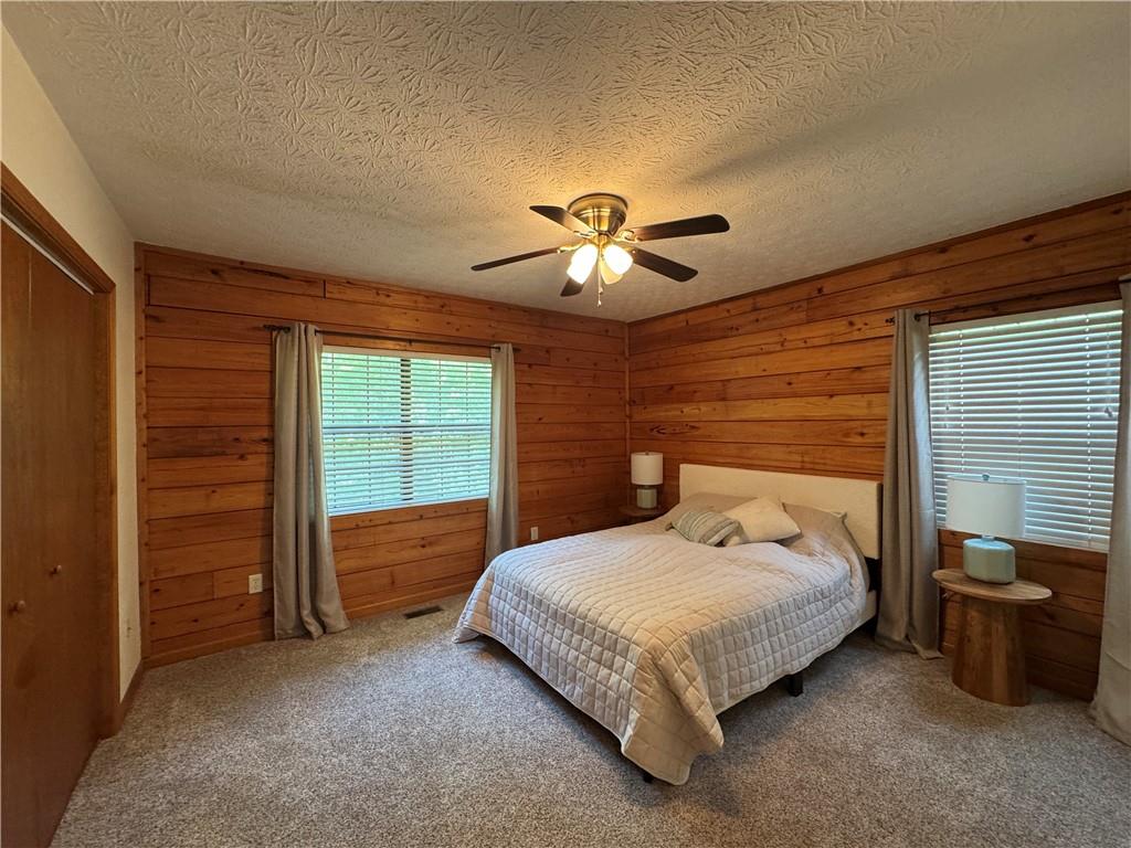8911 Daerwater Drive Property Photo 12