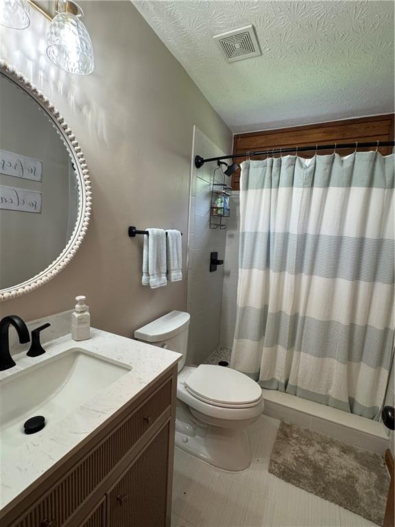 8911 Daerwater Drive Property Photo 13