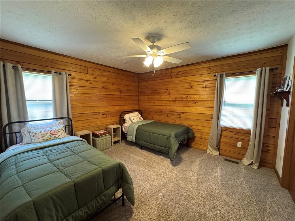 8911 Daerwater Drive Property Photo 14