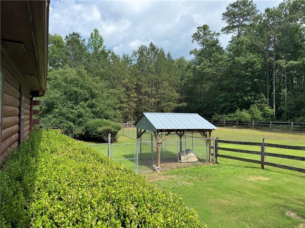 8911 Daerwater Drive Property Photo 16
