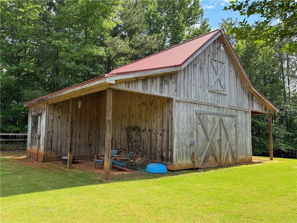 8911 Daerwater Drive Property Photo 18