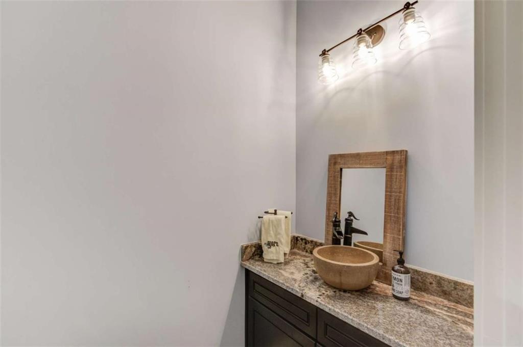 624 Skyland Drive Property Photo 22