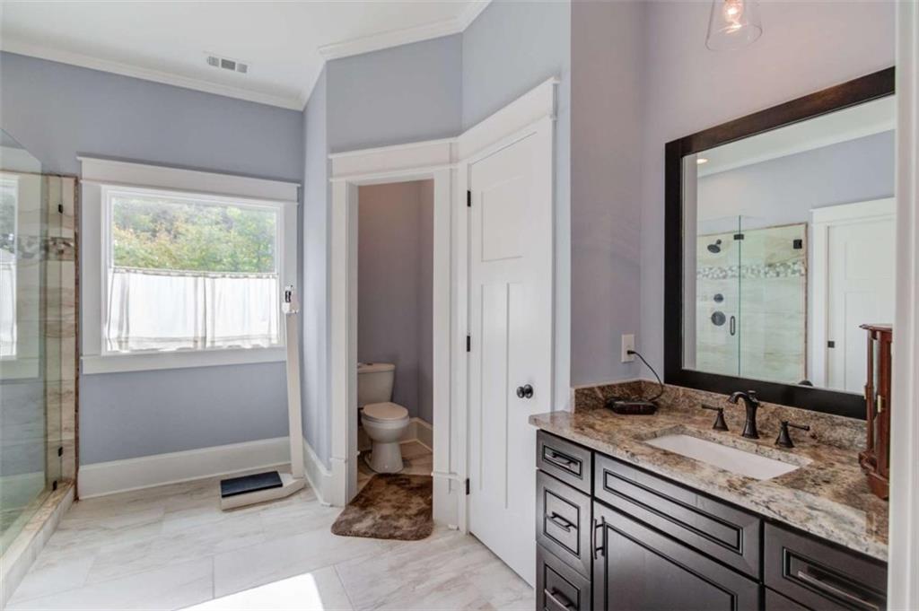 624 Skyland Drive Property Photo 25