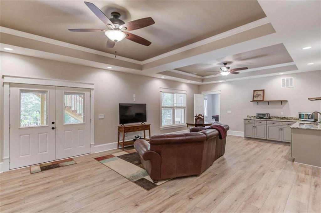 624 Skyland Drive Property Photo 39