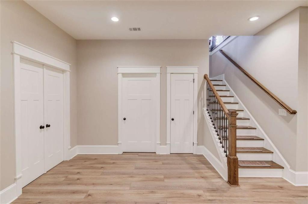 624 Skyland Drive Property Photo 40