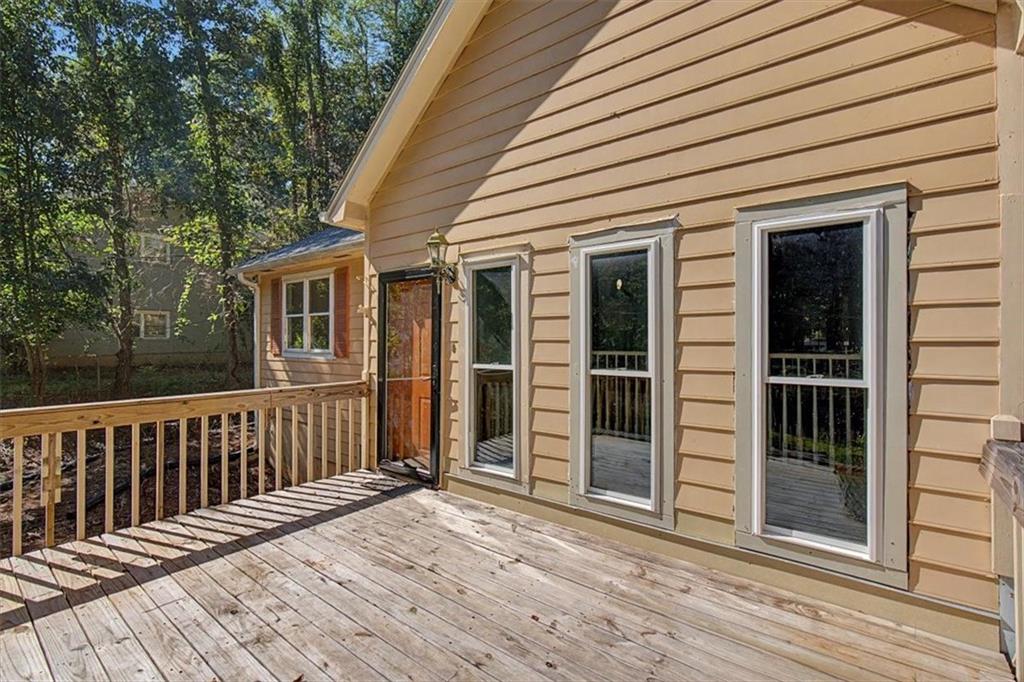 2276 Mohawk Trail Property Photo 2