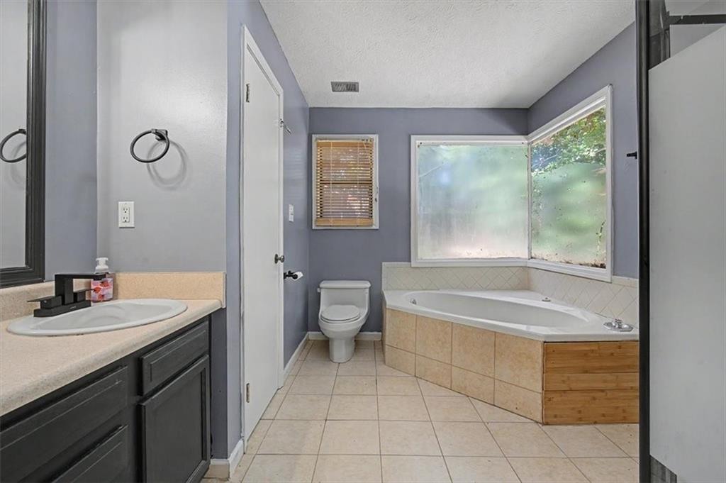2276 Mohawk Trail Property Photo 19