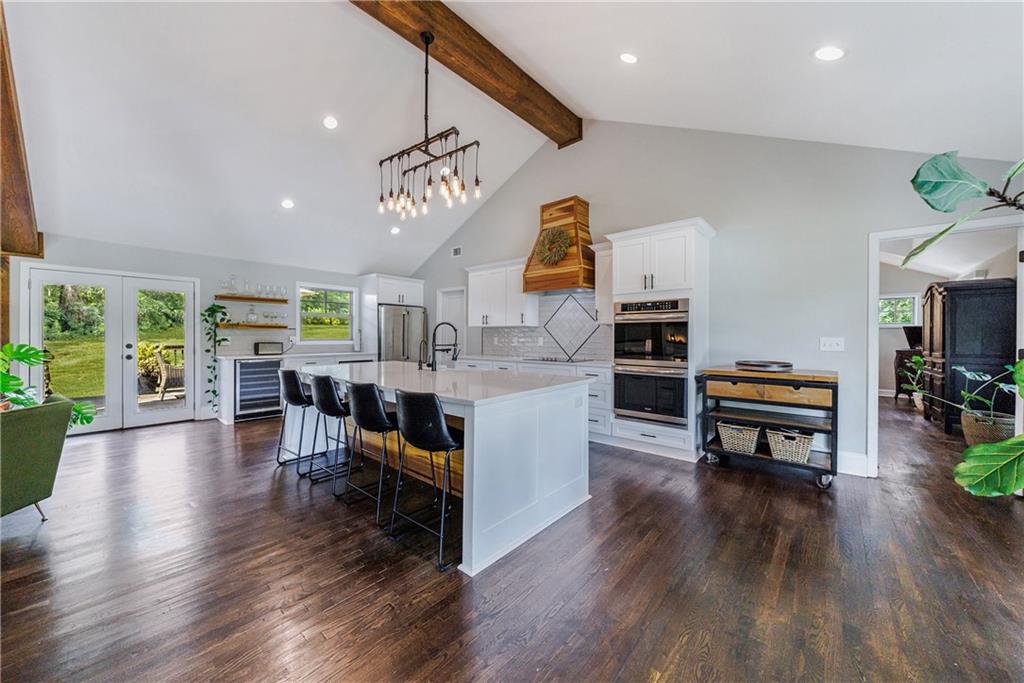 9585a Hutcheson Ferry Road Property Photo 8