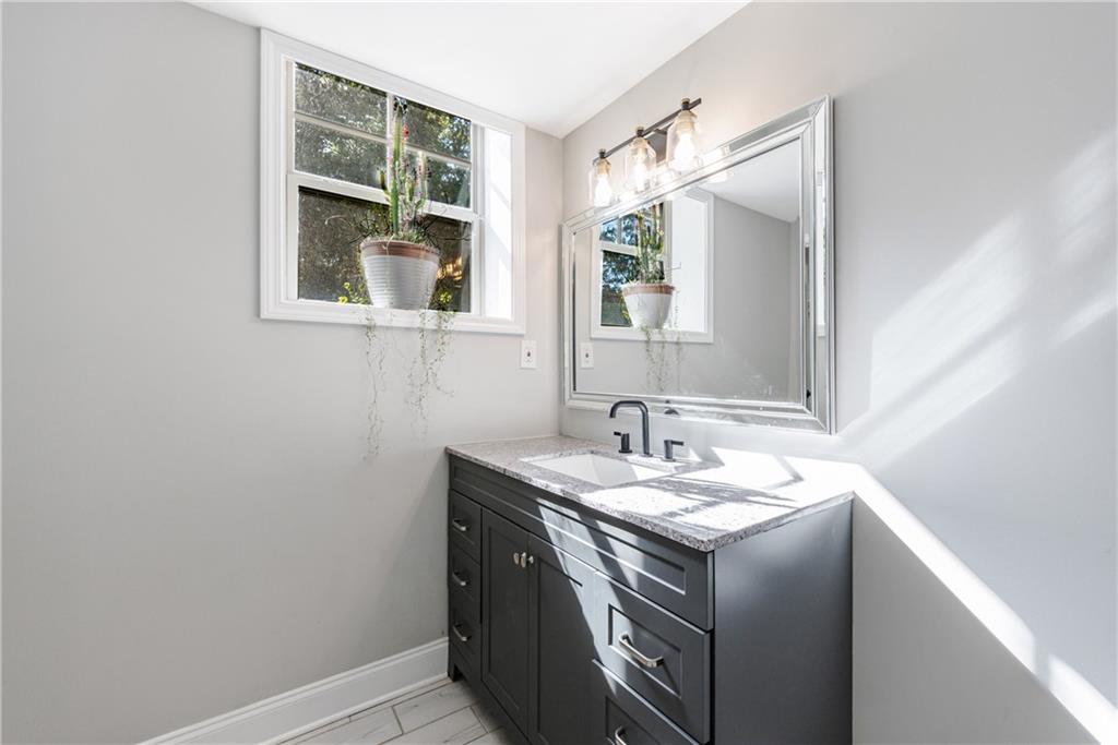 9585a Hutcheson Ferry Road Property Photo 45