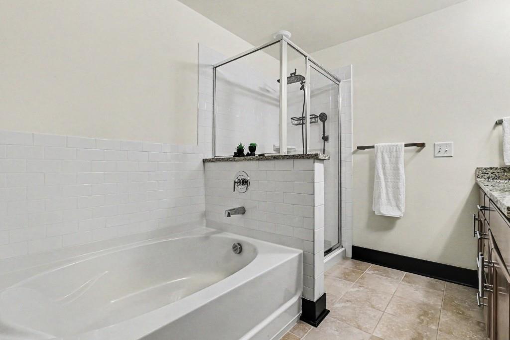 5357 Radford Property Photo 6