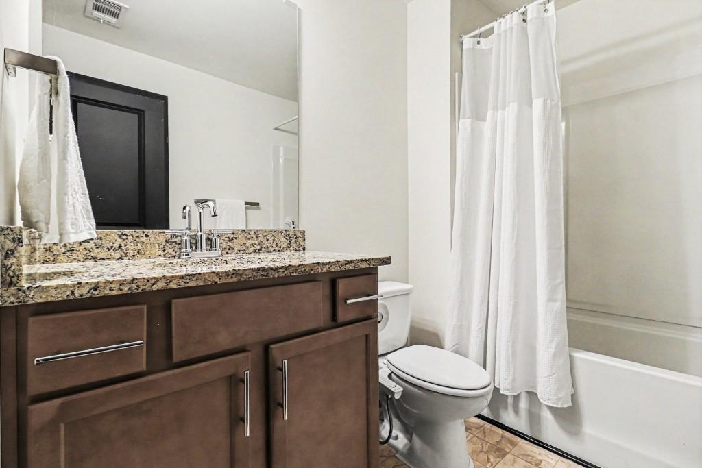 5357 Radford Property Photo 32
