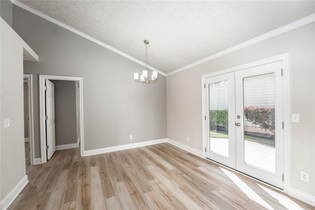1318 Yorkshire Lane Property Photo 11