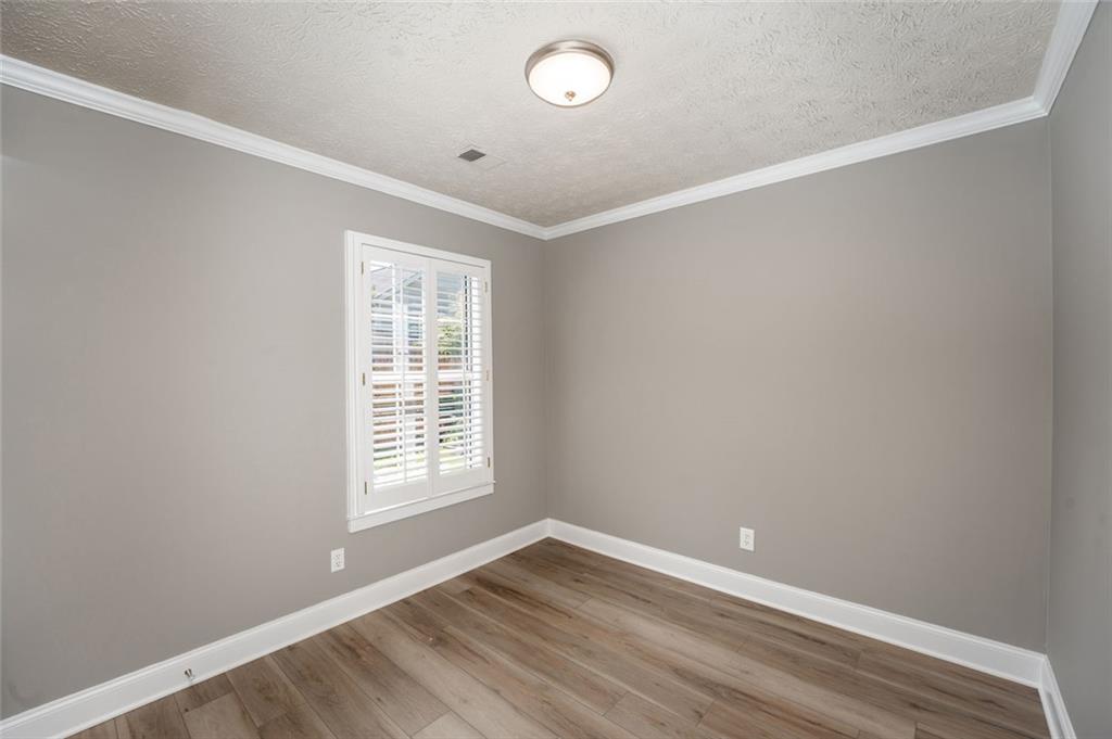 1318 Yorkshire Lane Property Photo 18