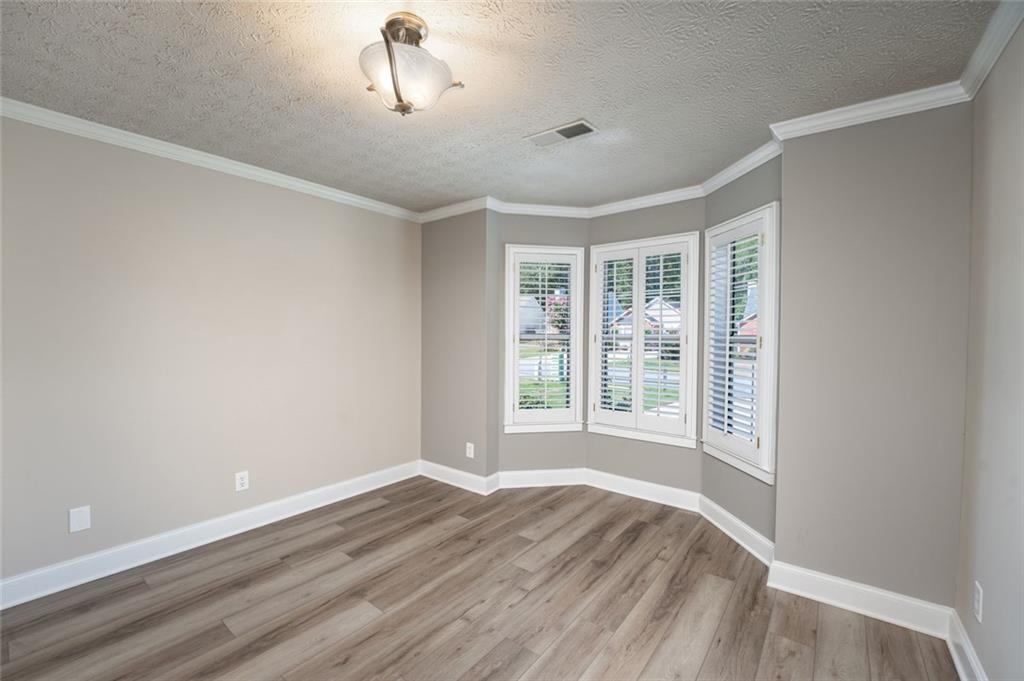 1318 Yorkshire Lane Property Photo 24