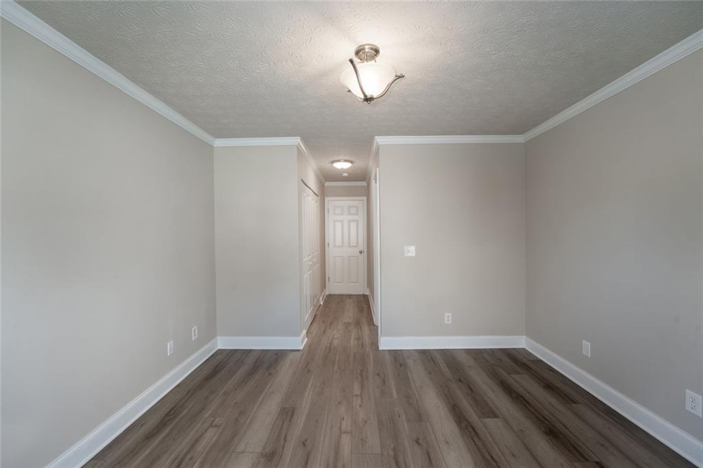 1318 Yorkshire Lane Property Photo 25