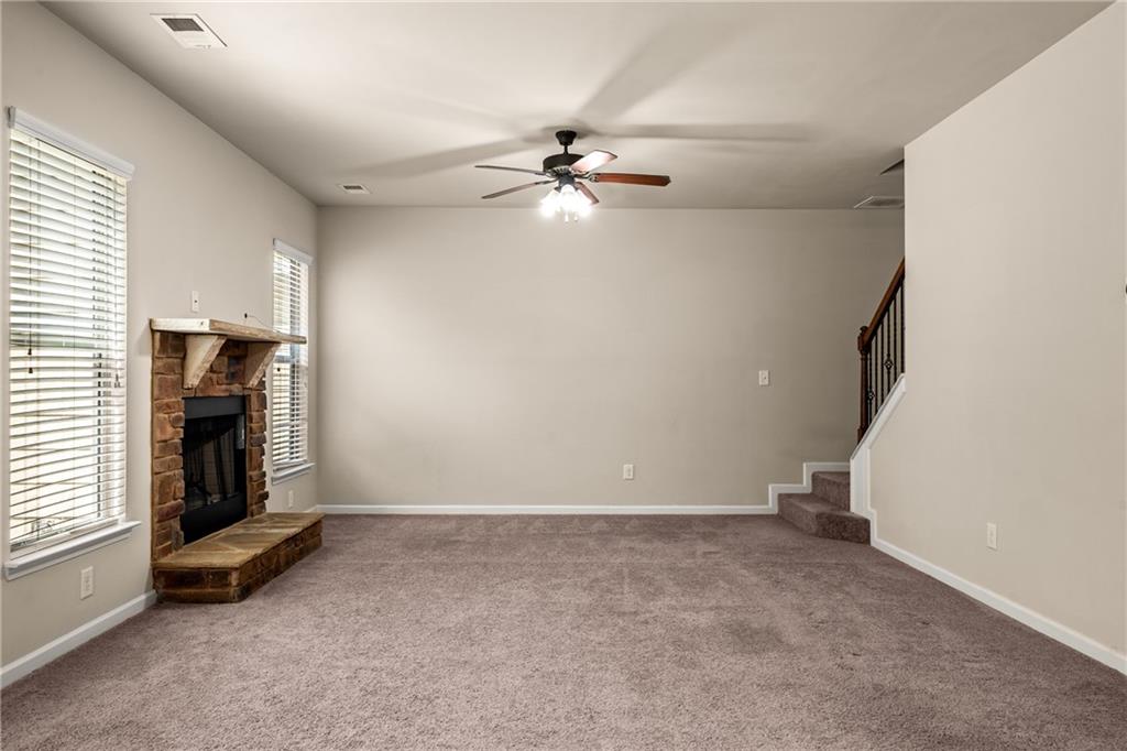 90 Sylvan Loop Property Photo 7