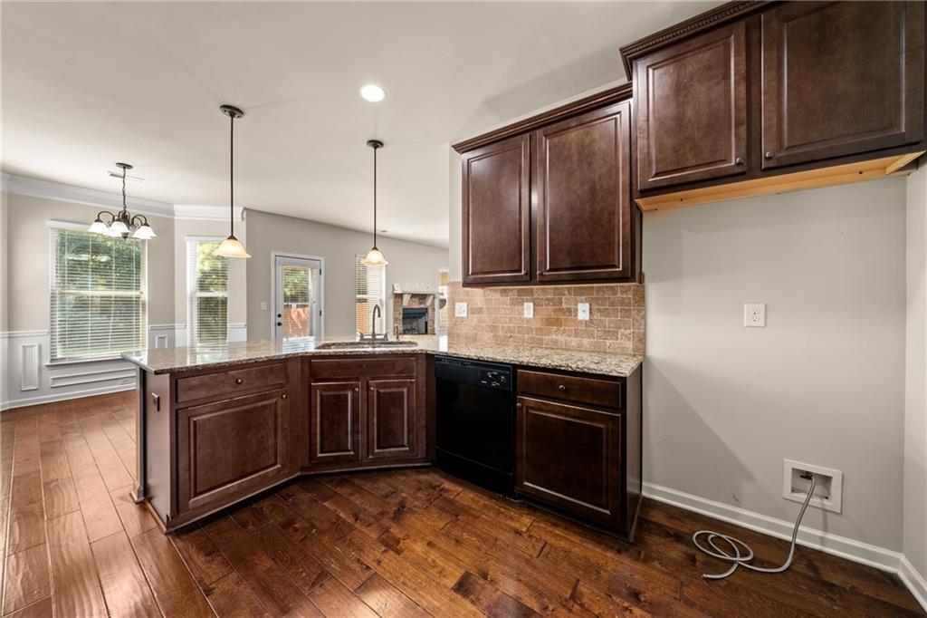 90 Sylvan Loop Property Photo 12