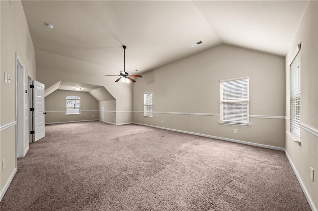 90 Sylvan Loop Property Photo 23