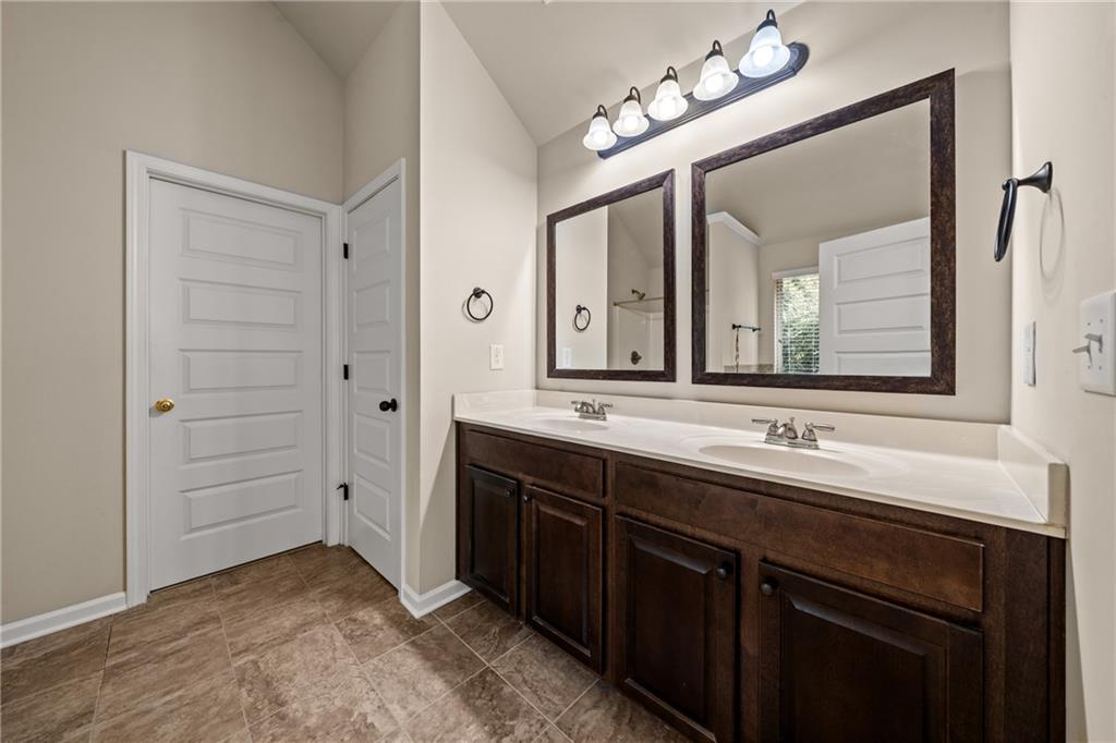 90 Sylvan Loop Property Photo 29