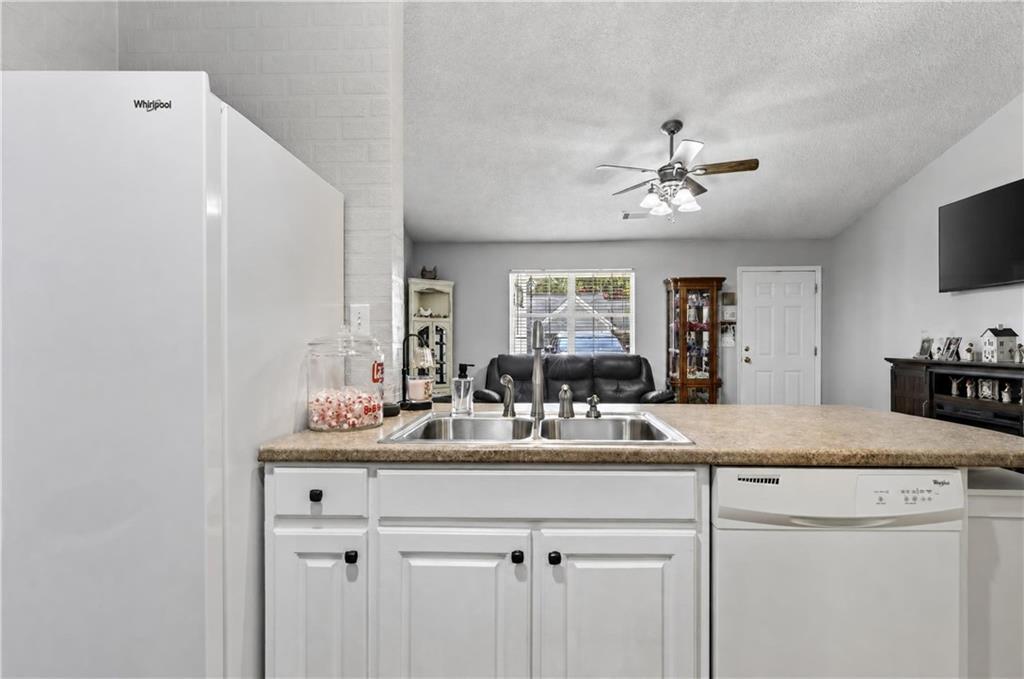 2915 Florence Drive Property Photo 10