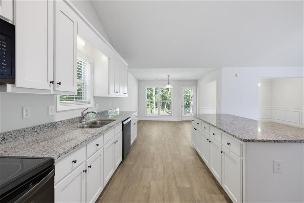 2320 Spring Brook Drive Property Photo 18