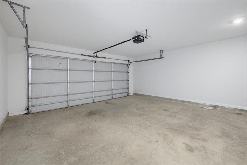 2320 Spring Brook Drive Property Photo 33