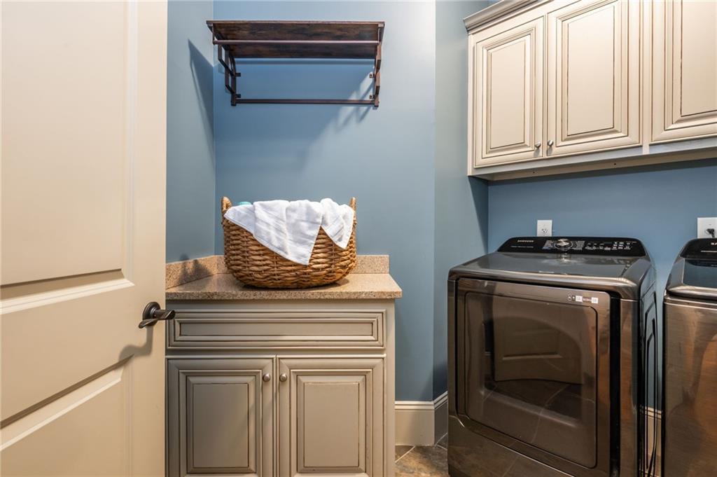 304 Tall Pines Court Property Photo 43