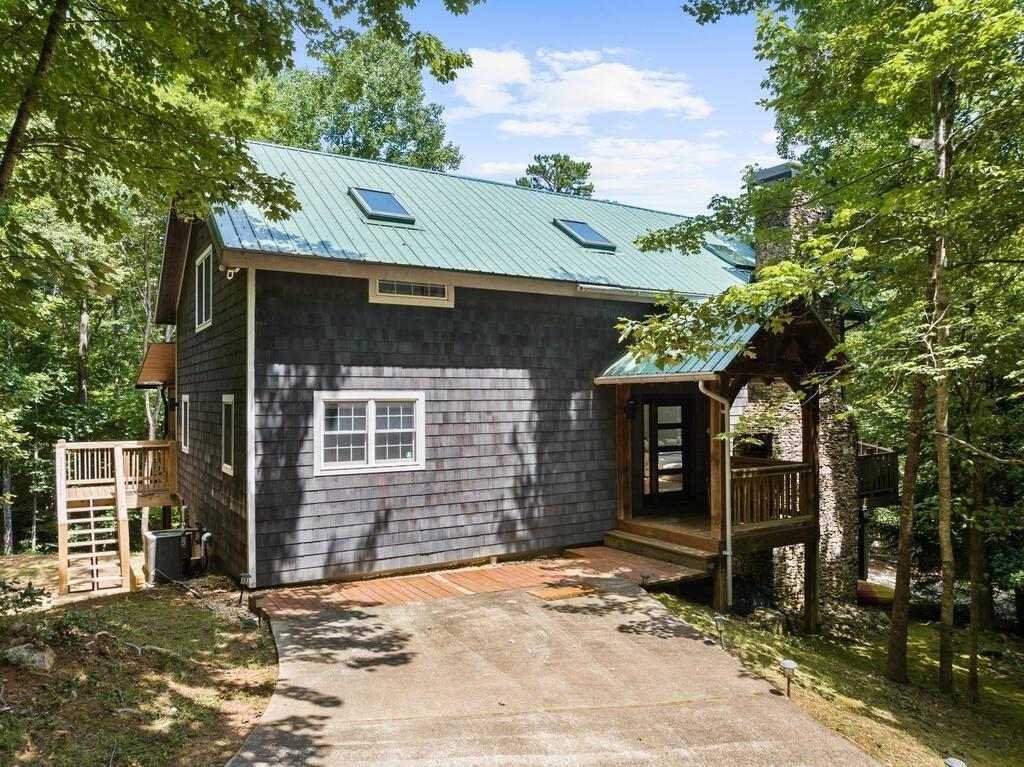 281 Pine Cone Road Property Photo 2
