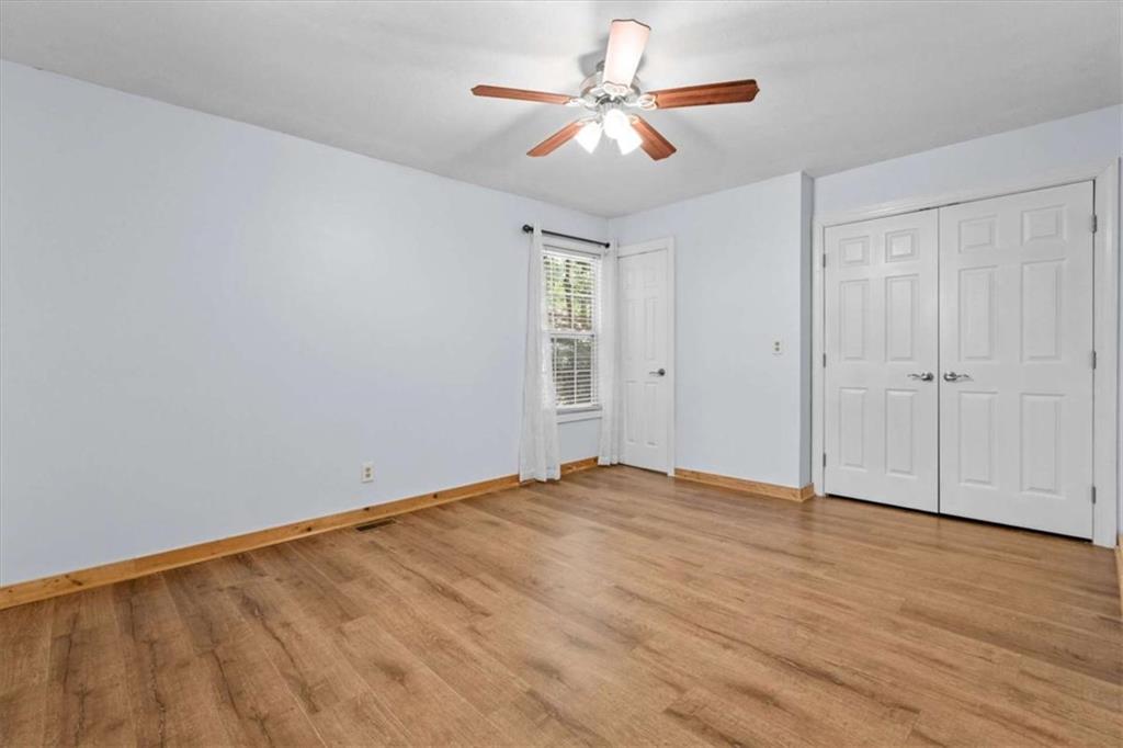 9021 Lakeview Parkway Property Photo 19